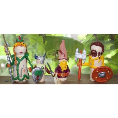 Decorated Peg Dolls with Modeling wax, Arts, carfts & Handwork, Waldorf Toys, Wooden Toys at Palumba